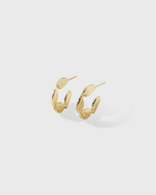 yellow gold plate