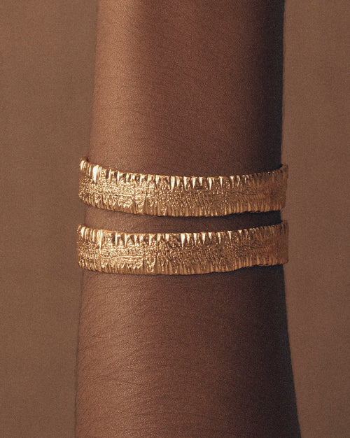 yellow gold plate