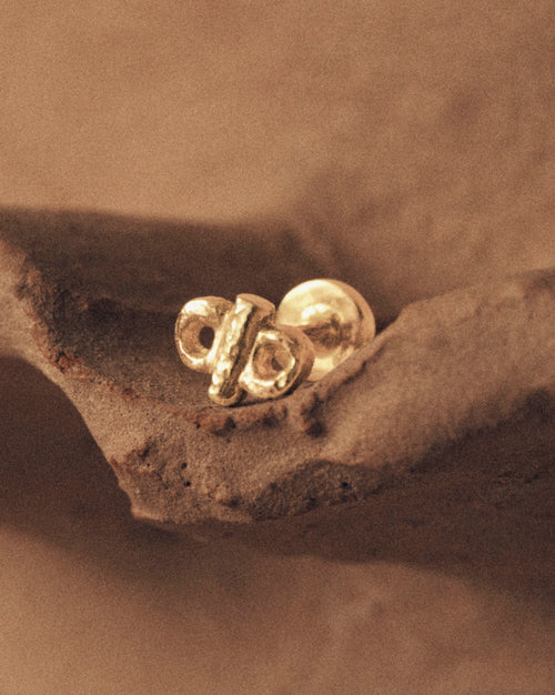 Stone Cartilage Stud - 9ct