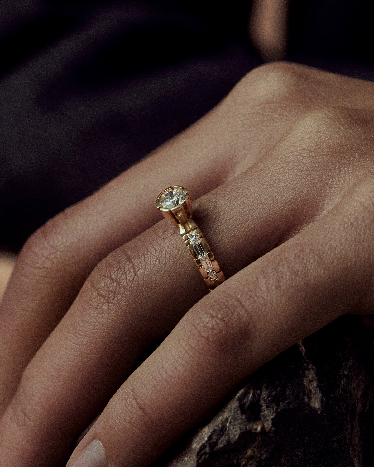 Ellsworth Cliff Ring - 18ct Diamond