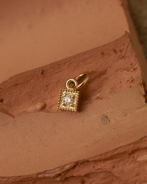 Cartouche Diamond Charm - 18ct