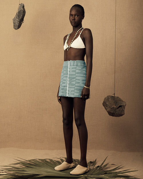 Pale Blue/Eos