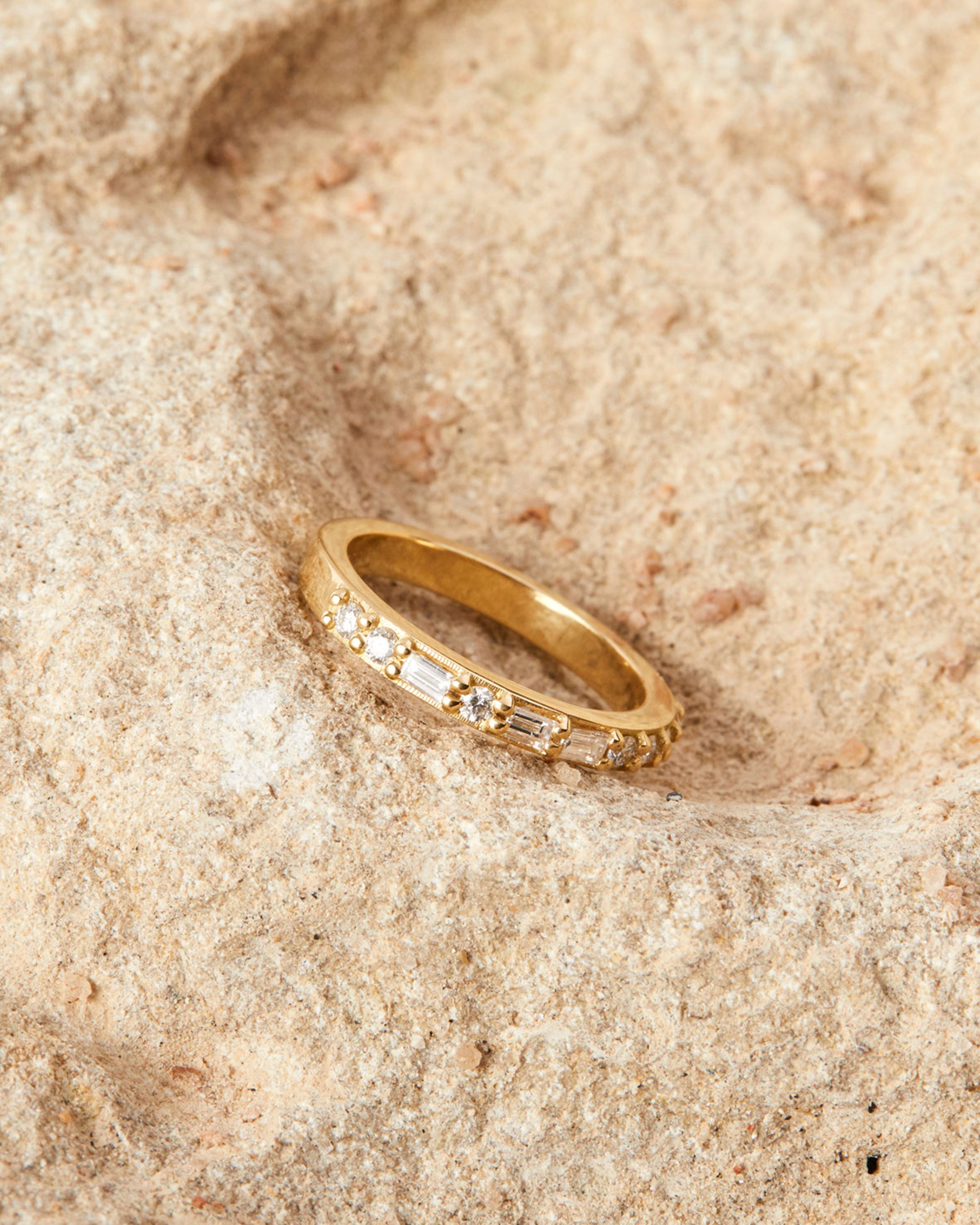 18ct Yellow Gold