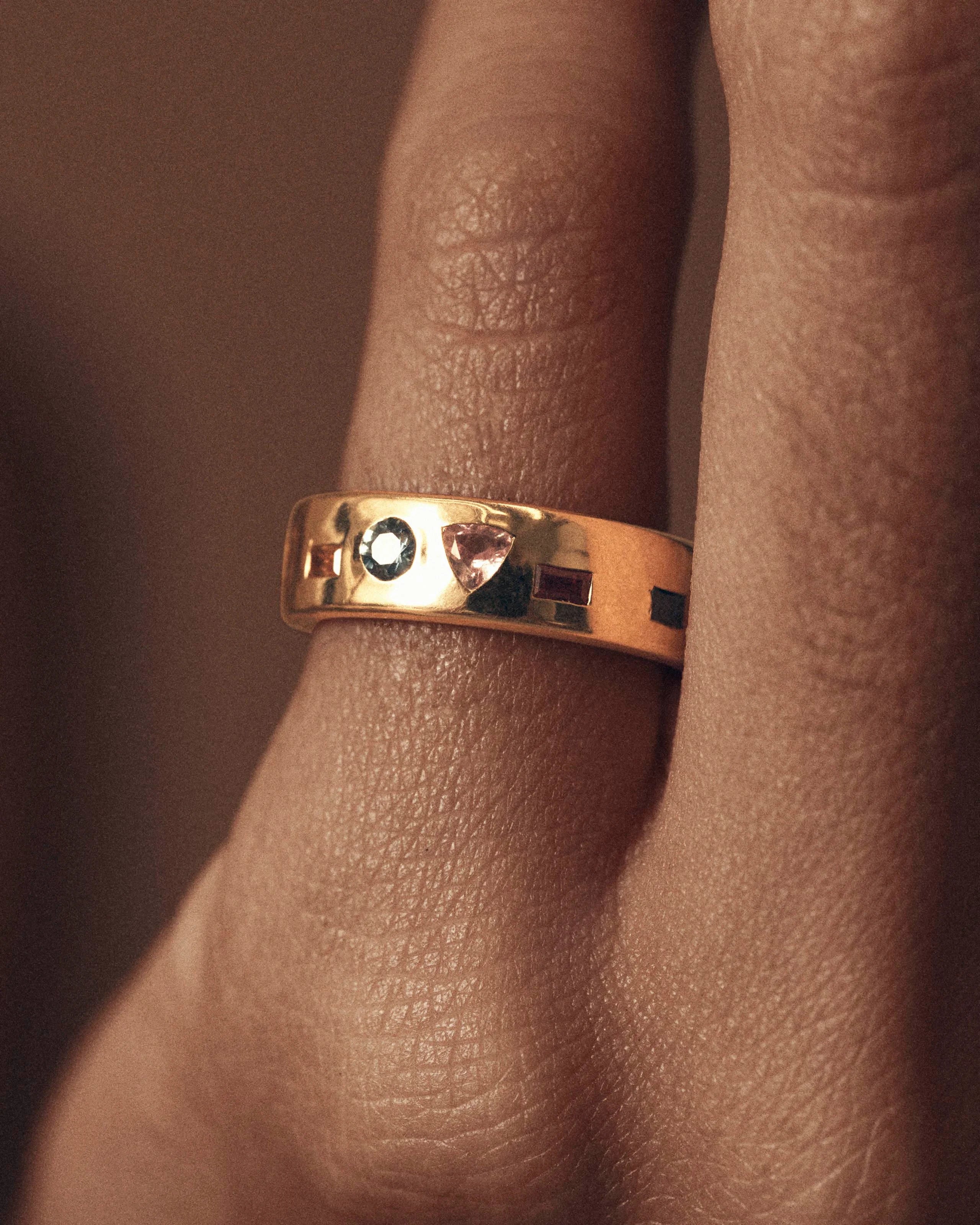 9ct yellow gold