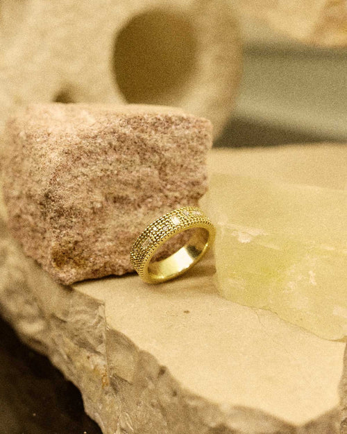 18ct yellow gold