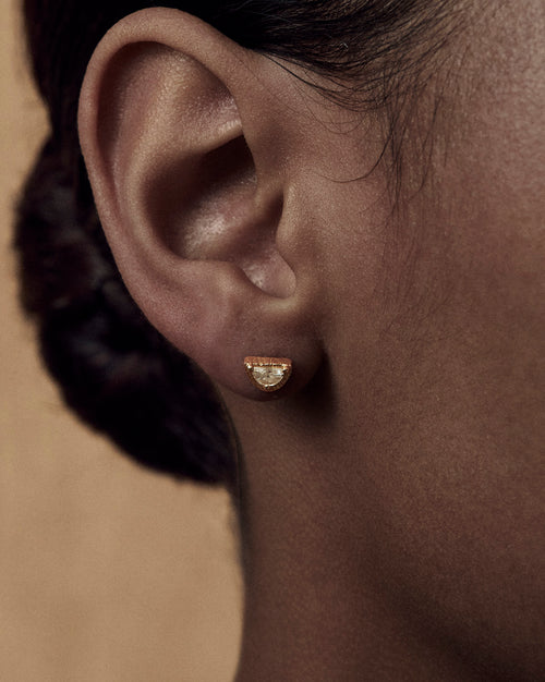 Luna Diamond Single Stud - 18ct