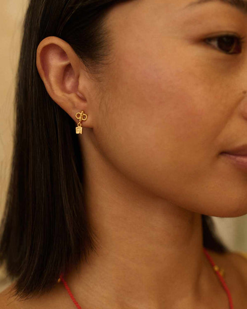 Yellow Gold Plate