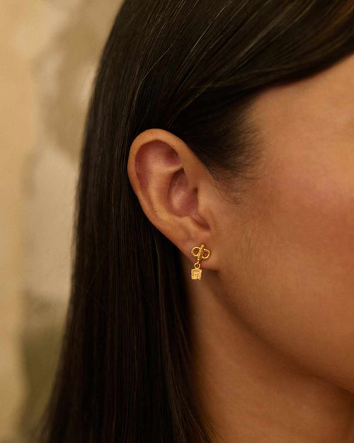 Yellow Gold Plate