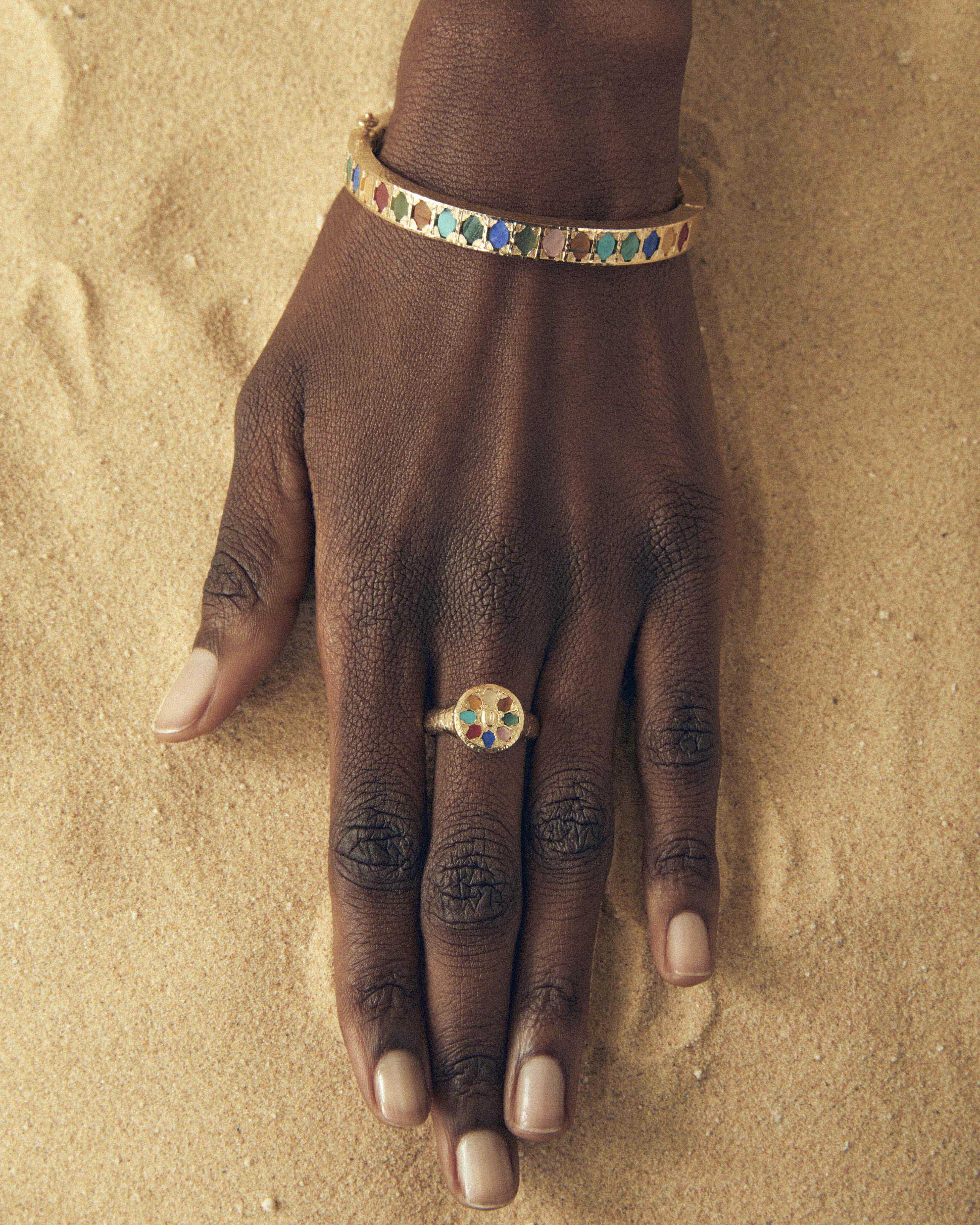 Scarpa Bangle - 9ct