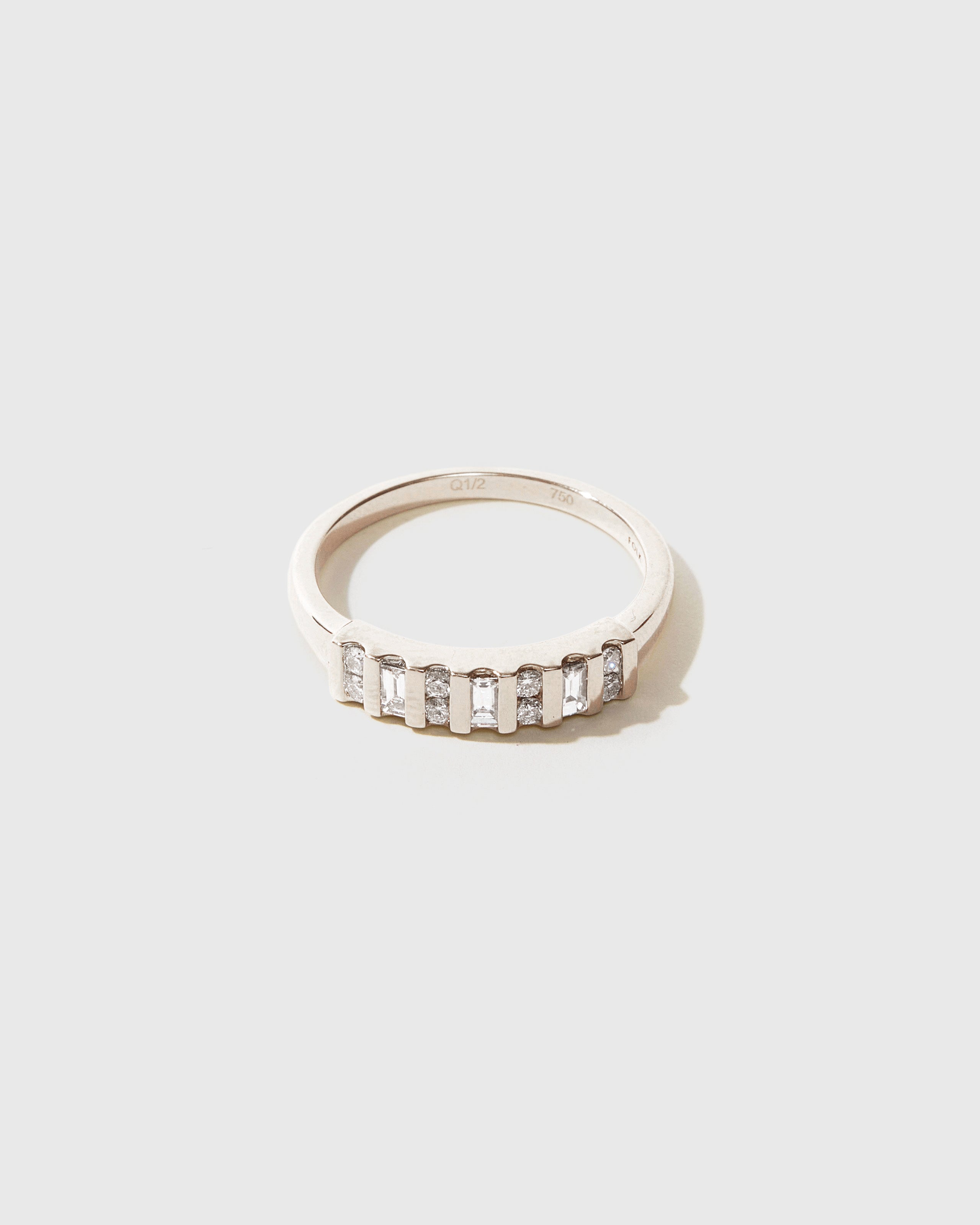 18ct white gold