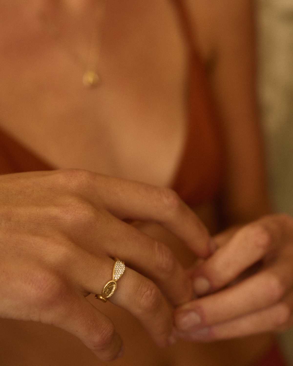 18ct Yellow Gold