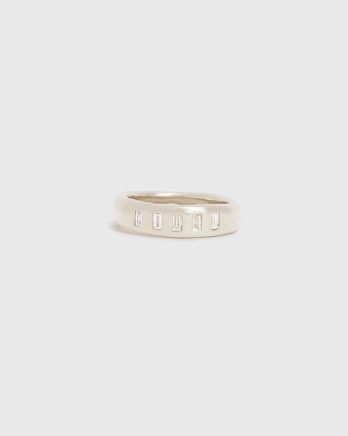 18ct white gold